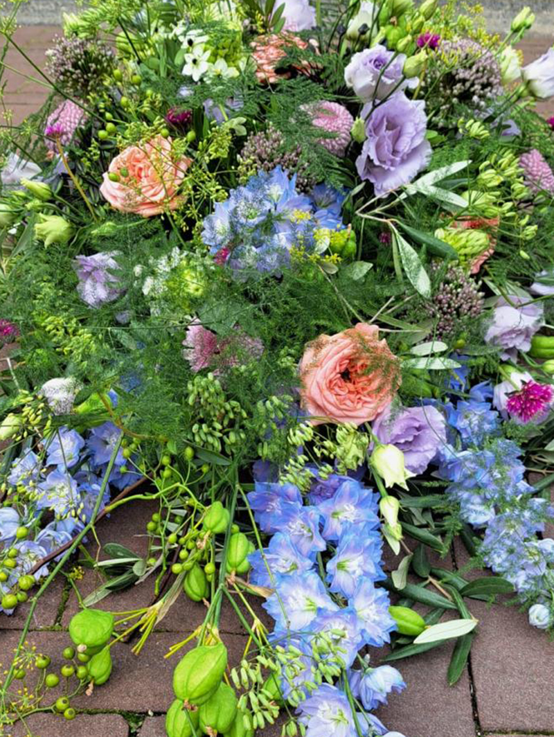 Rouwbloemstuk Rouwbloemstuk